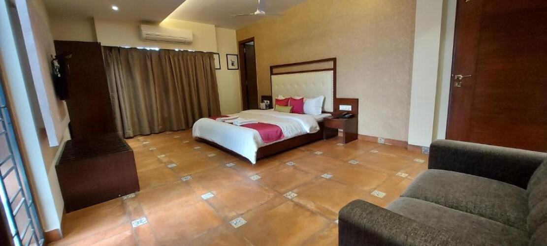 the palm aryan a boutique hotel