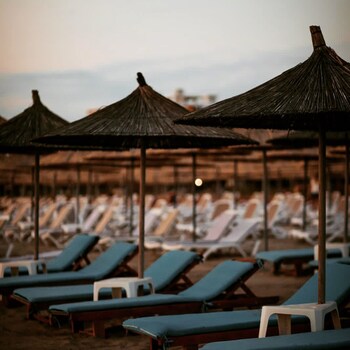 marbella beach hotel