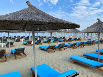 marbella beach hotel