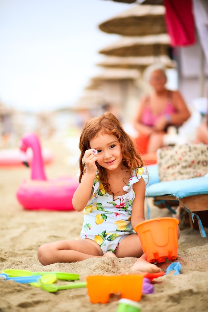 marbella beach hotel