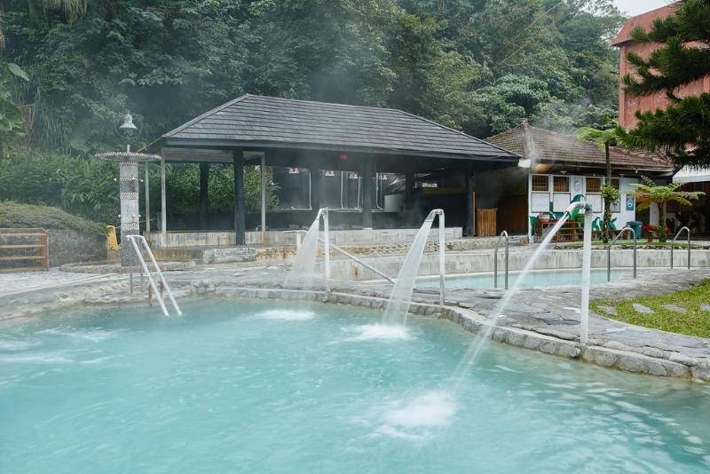 rainbow resort