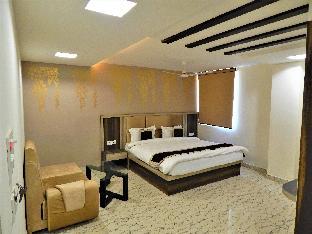 golden palms resort and banquets