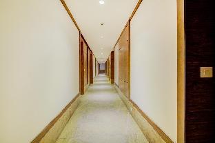 super townhouse chhatarpur near metro park