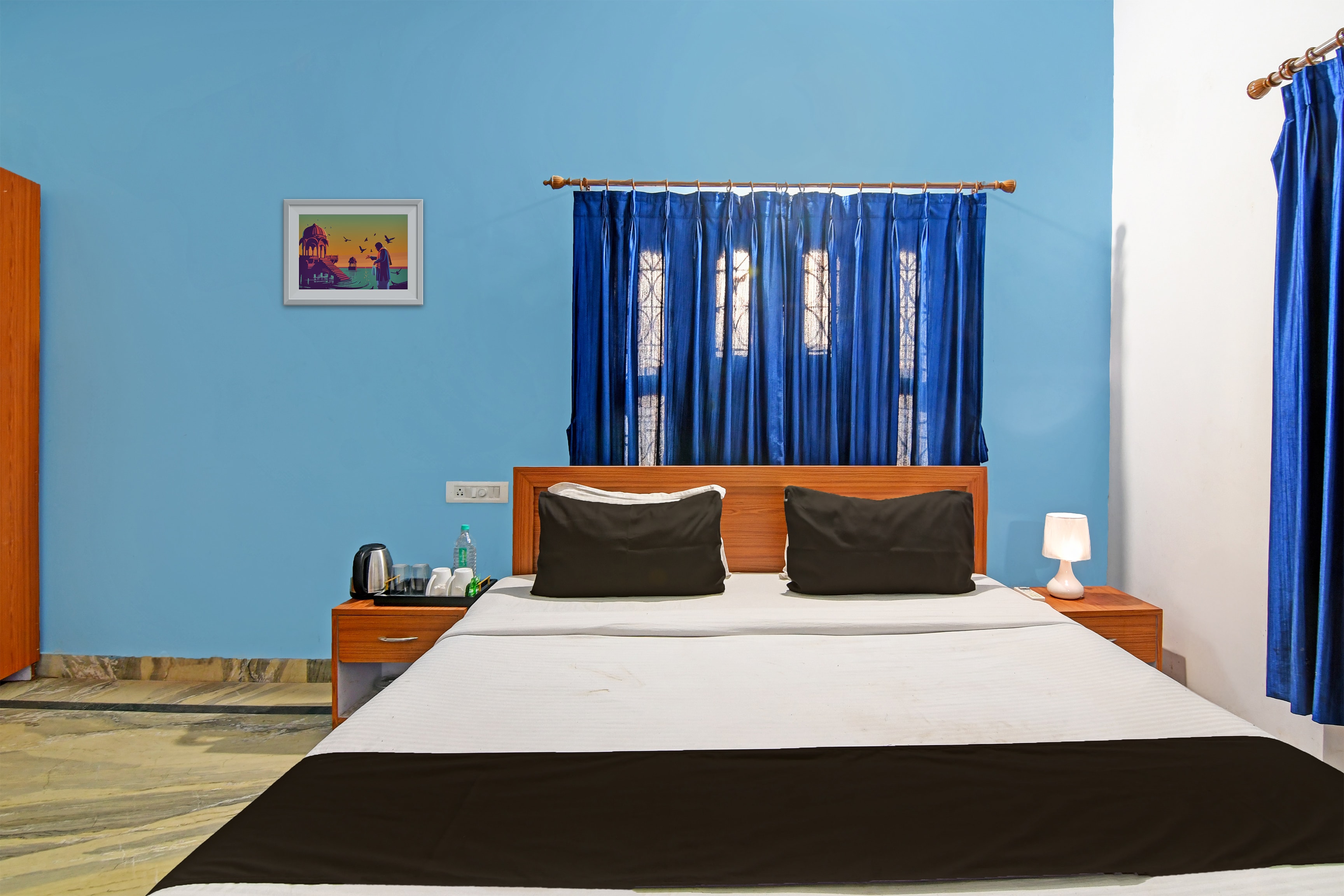 oyo home elite stay near shri shri shiridi sai mandir