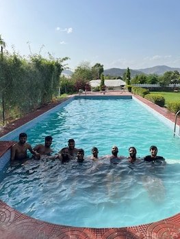 Yuvraj Fort By Made My Stay,Banseli,3 star