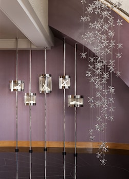 the towers at lotte new york palace