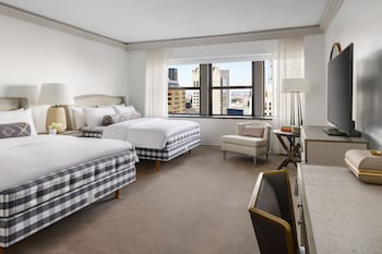 the towers at lotte new york palace