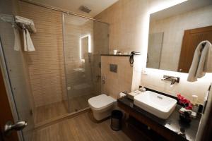 hotel le amritam