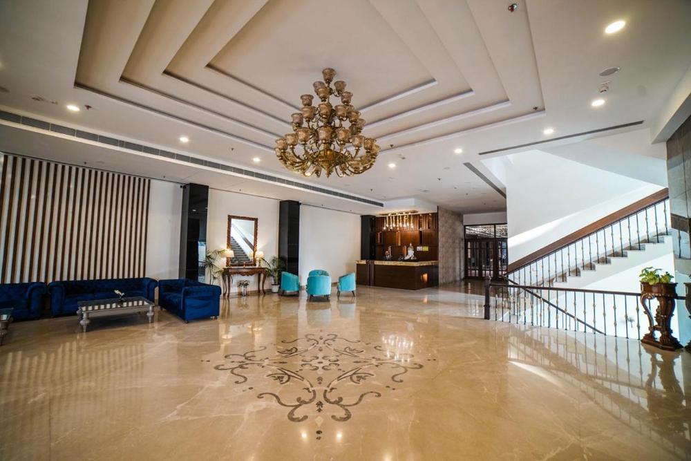 hotel le amritam