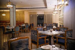hotel le amritam