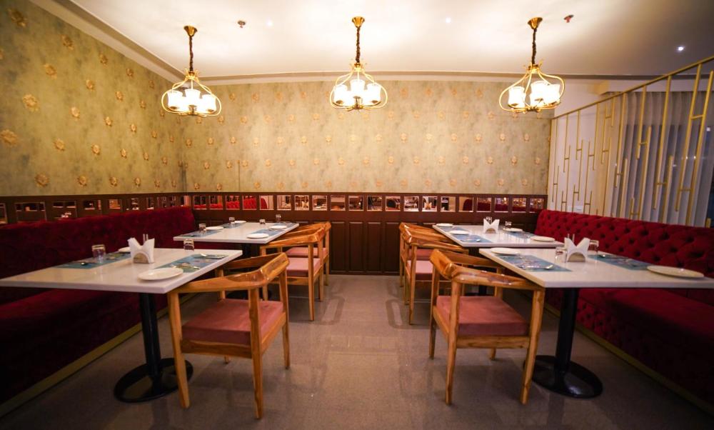 hotel le amritam
