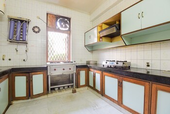 olive service apartments dlf cyber city