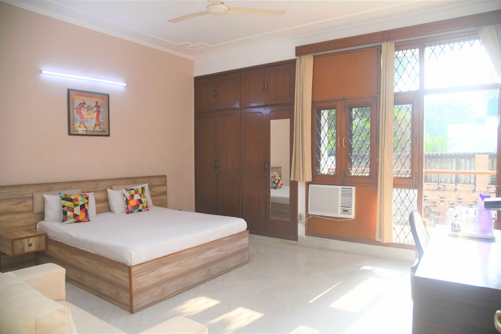 olive service apartments dlf cyber city