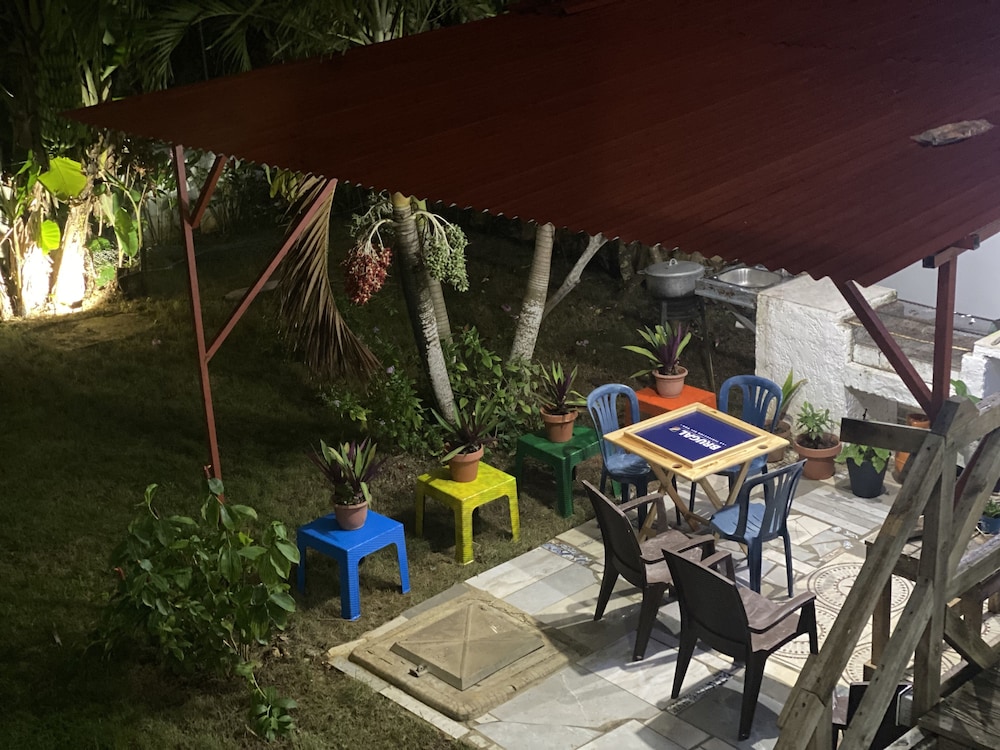 family apartment apartment 5 in villa coconut
