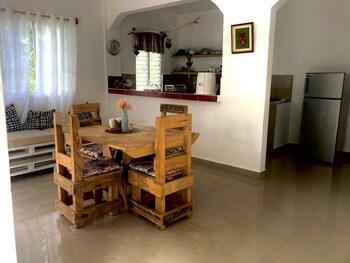 family suite apartment 1 in villa coconut