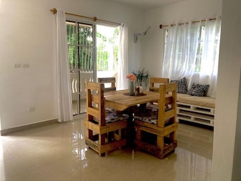 family suite apartment 1 in villa coconut