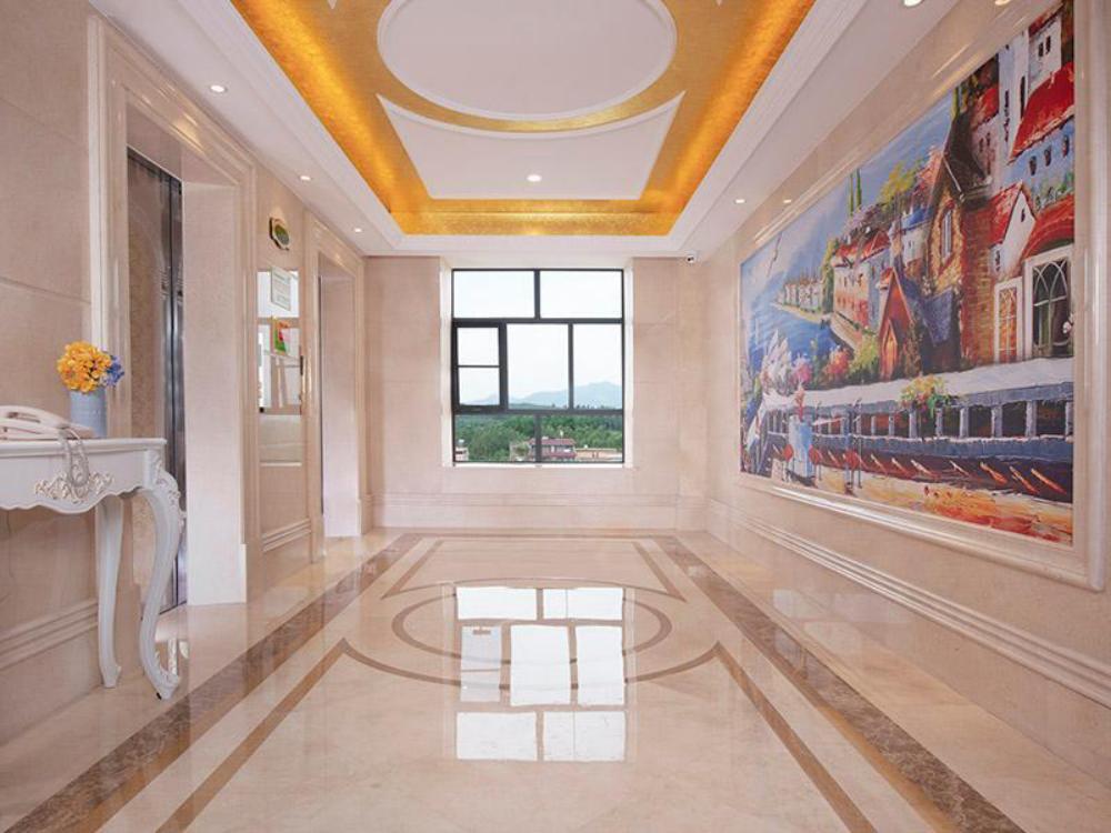 vienna hotel jieyang longwei