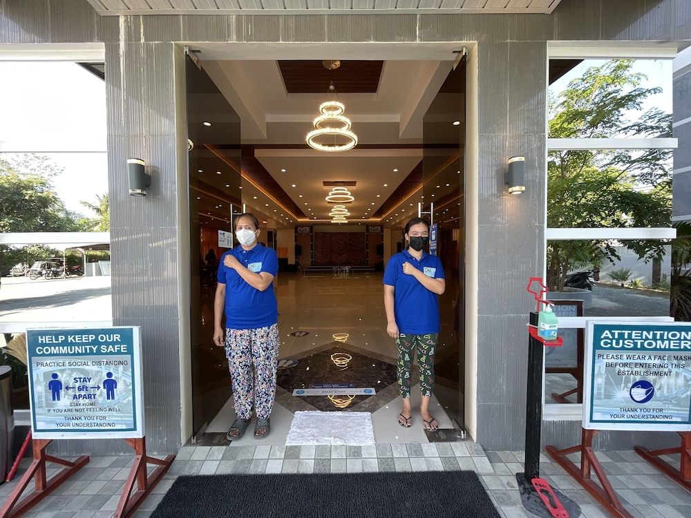 jjb aquafarm resort by cocotel