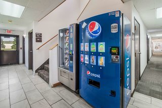 motel 6 fargo south