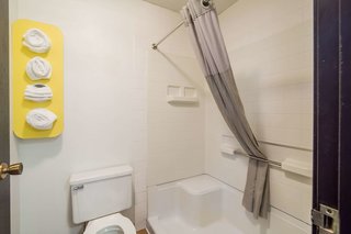 motel 6 fargo south