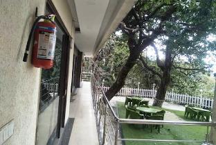 La Casa By Aashna,The Mall Road>>Mussoorie,3 star