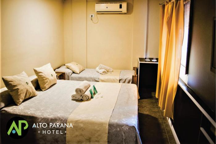 alto parana hotel