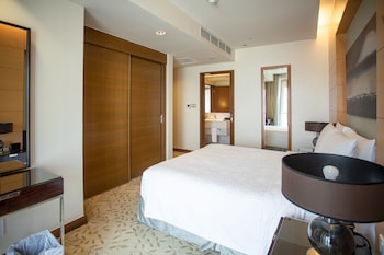 The Address Dubai Mall Residence - Luxury One Bedroom,,3 star