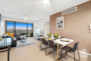 sierra grand broadbeach q stay