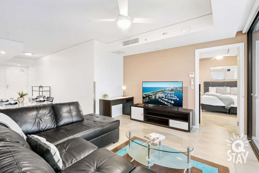 sierra grand broadbeach q stay
