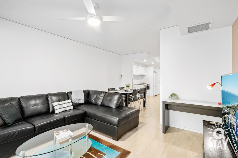 sierra grand broadbeach q stay