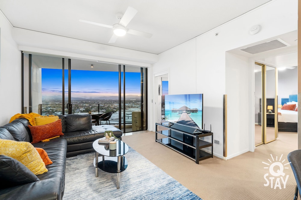 sierra grand broadbeach q stay