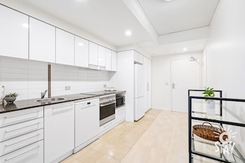 sierra grand broadbeach q stay