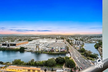 sierra grand broadbeach q stay