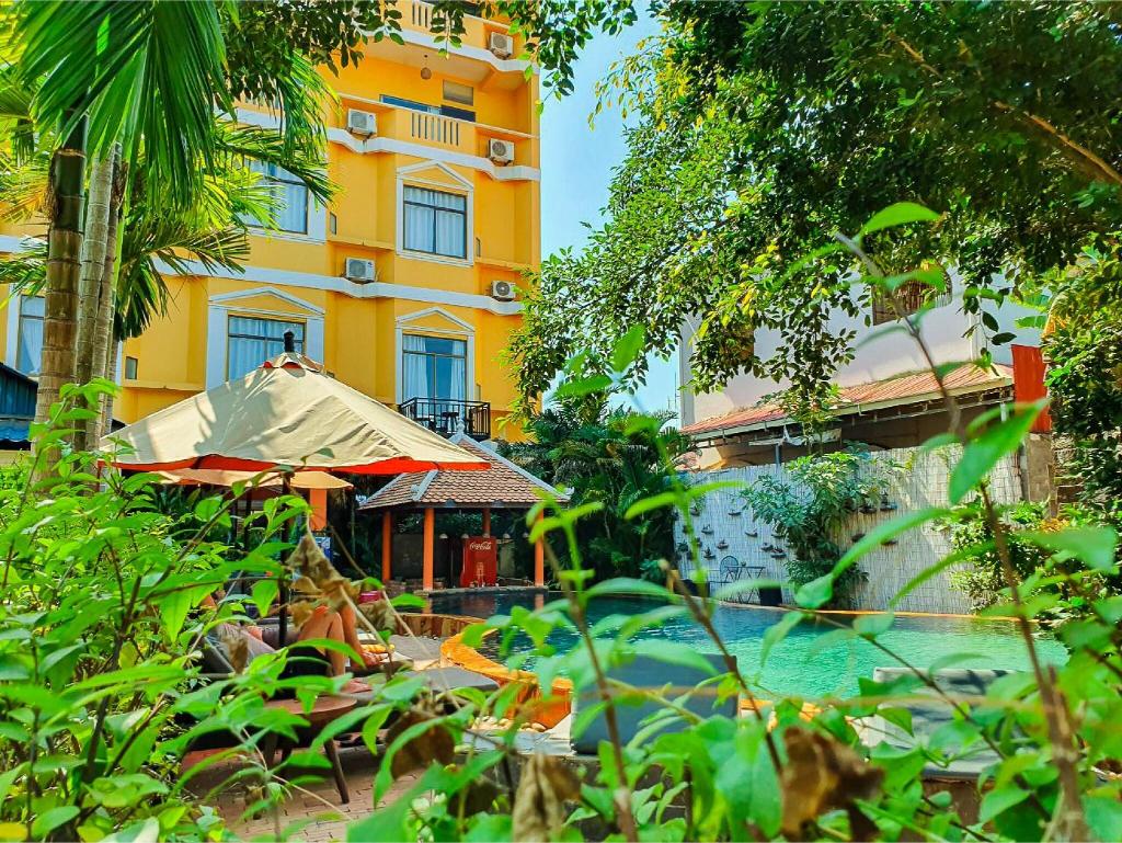 central privilege hotel