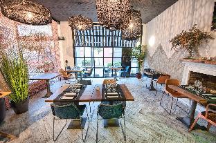 new hotel colon