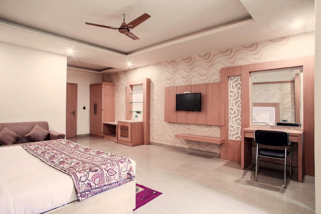 genx sundaram haldwani