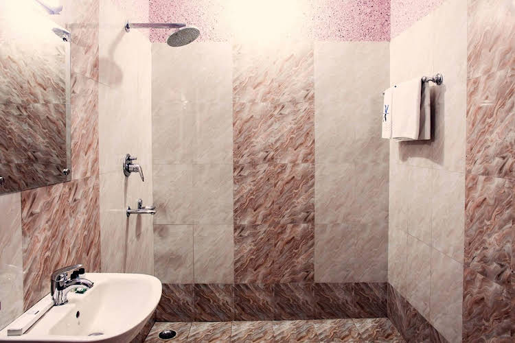 genx sundaram haldwani