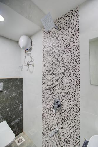 hotel samaira residency