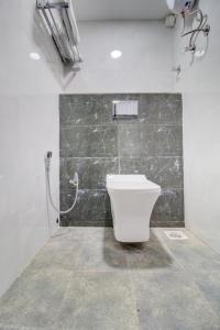 hotel samaira residency