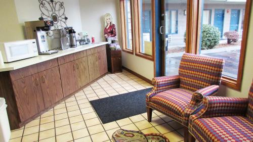 arbors at island landing hotel and suites