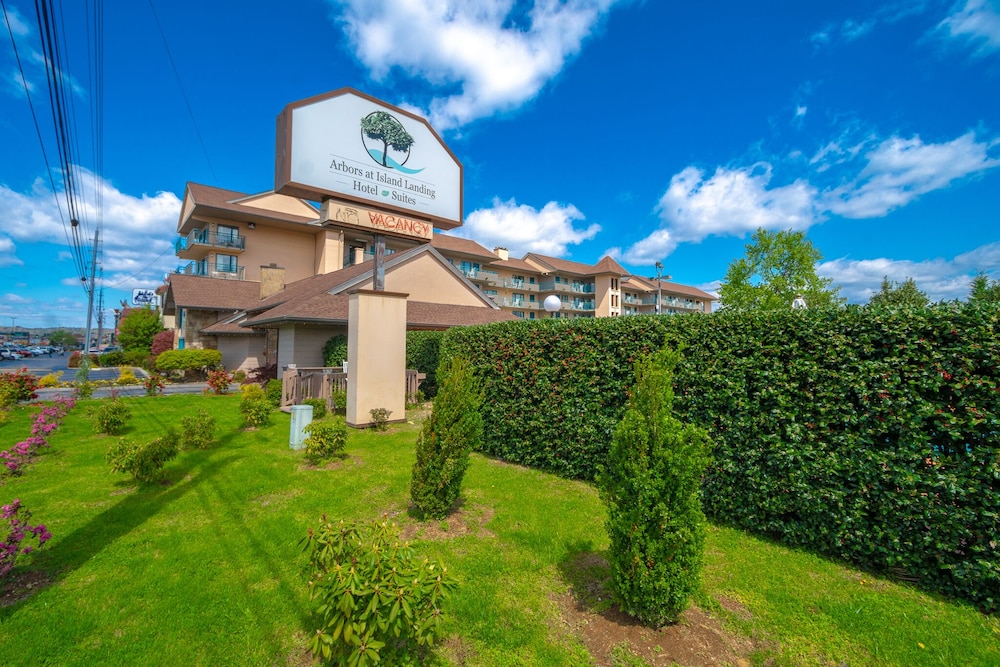 arbors at island landing hotel and suites