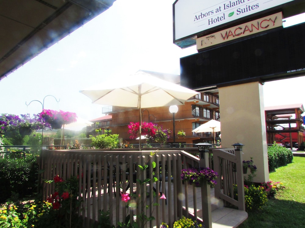 arbors at island landing hotel and suites