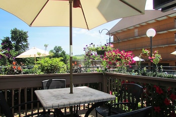 arbors at island landing hotel and suites