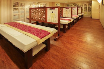 Aristo Saigon Hotel,Ho Chi Minh City>>District 3,4 star