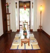 vinh hung riverside resort and spa