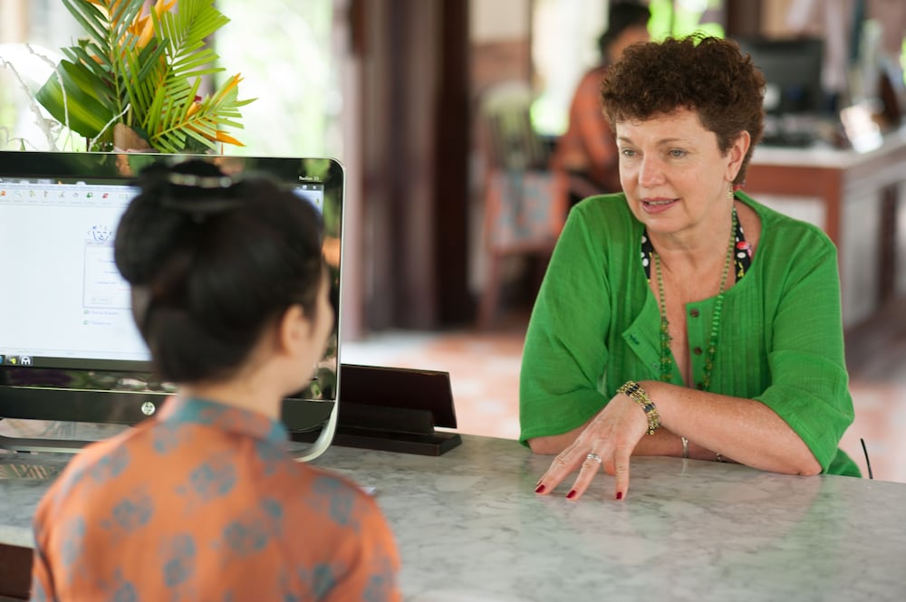 vinh hung riverside resort and spa