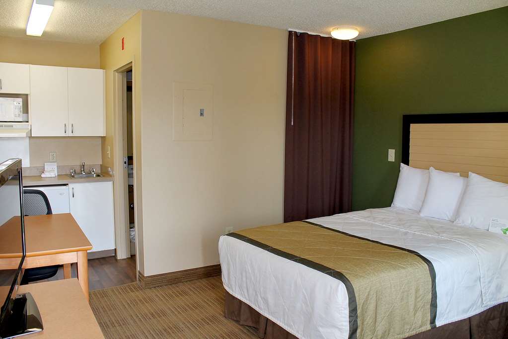 extended stay america suites albuquerque airport
