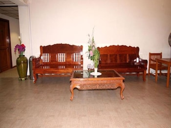 Myanmar Life Hotel,Near Myanmar Golf Club,3 star