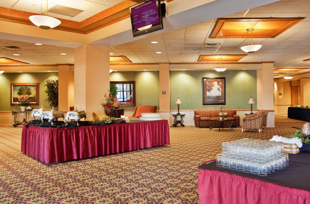 holiday inn kearney by ihg