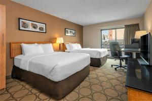 Comfort Inn Kenora,Near Kenora Golf And Country Club,3 star